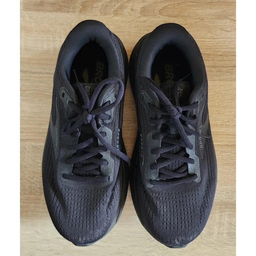 Brooks Ghost Max Womens Size 8 Black Athletic Running Walking Shoes Sneakers